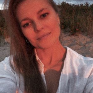 Meet your Posher, Alisa